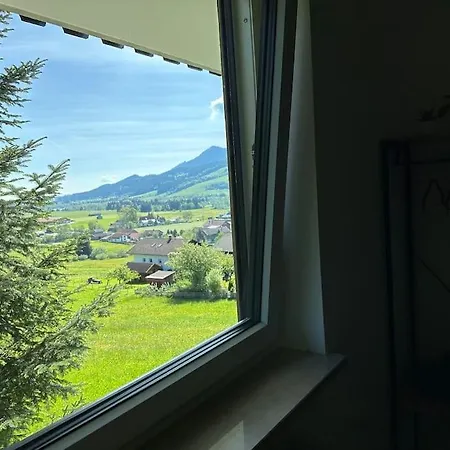 Am Sonnenhang